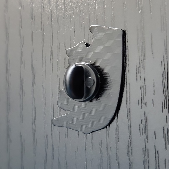 Frog and Toad Pin - Picture 2 of 4